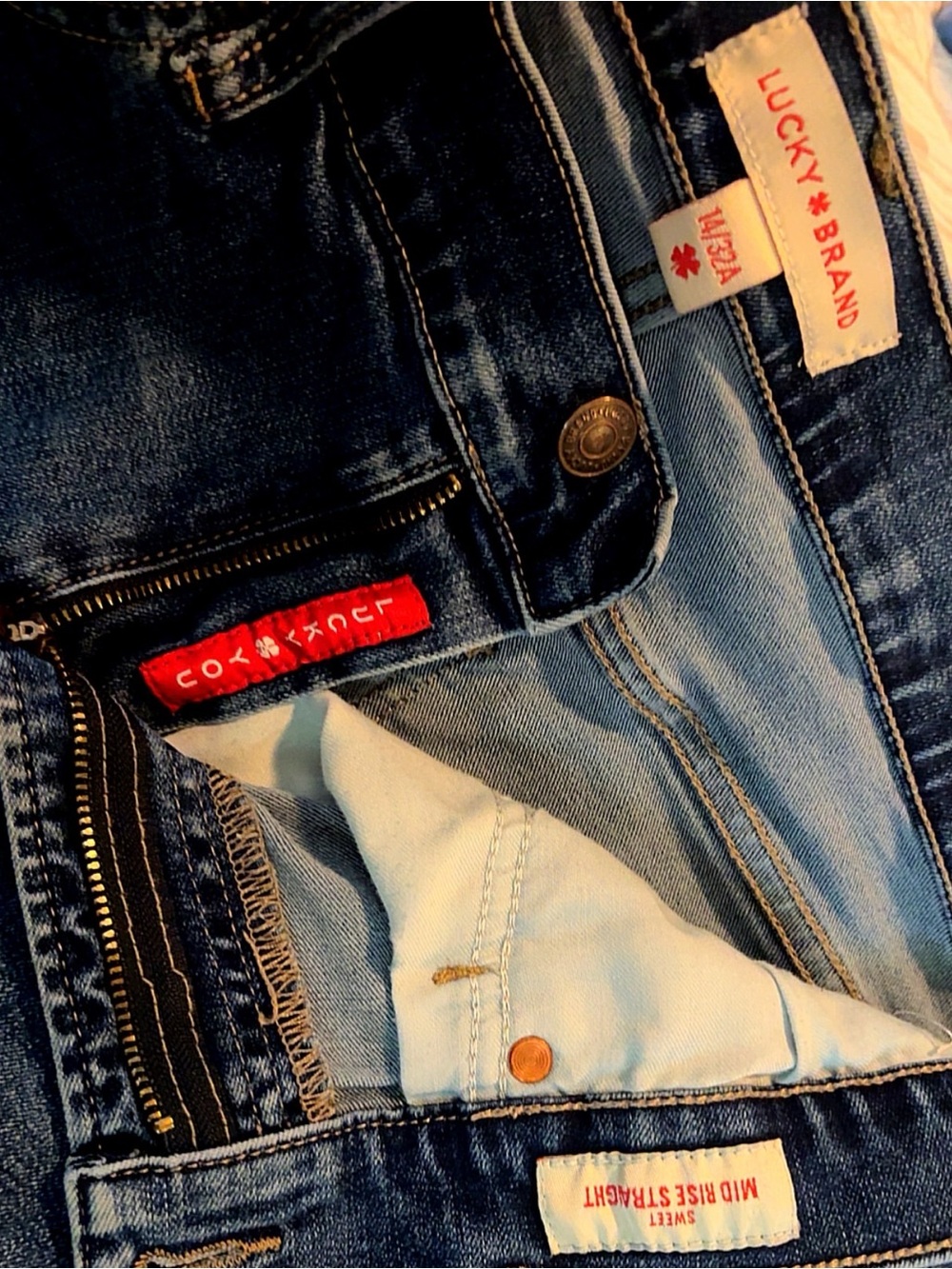 Lucky Brand Sweet Mid-Rise Straight Leg Jeans